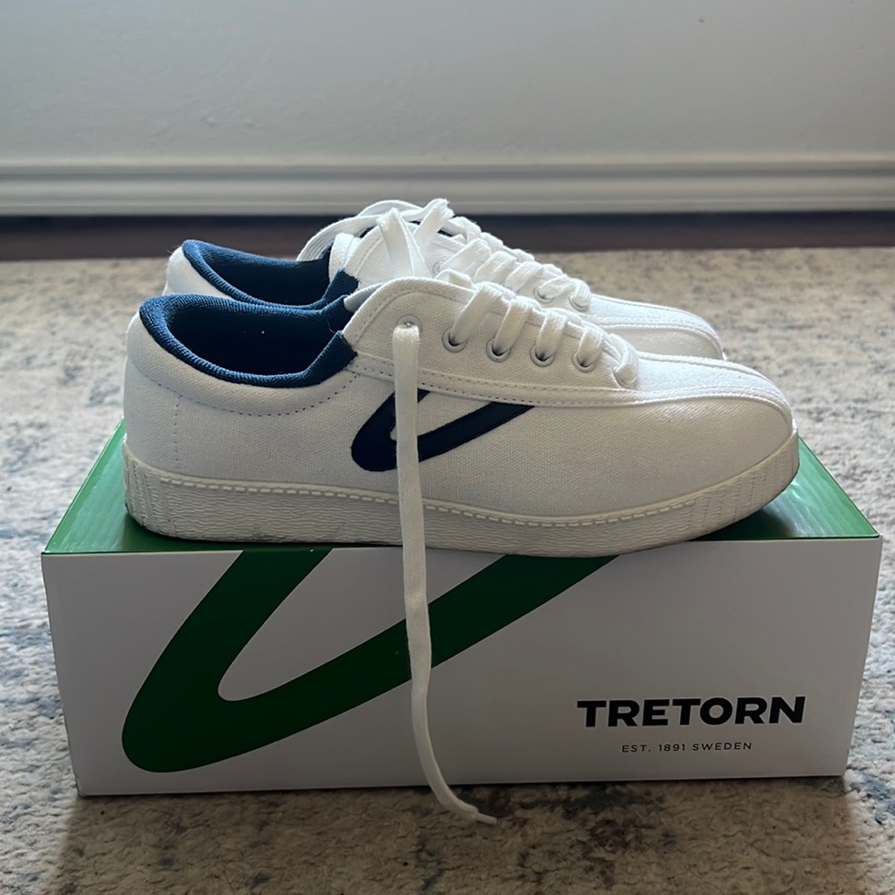 Tretorn Canvas Tennis Shoes Gem